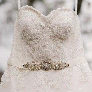 Ivory / Champagne Lace Wedding Bridal Dress